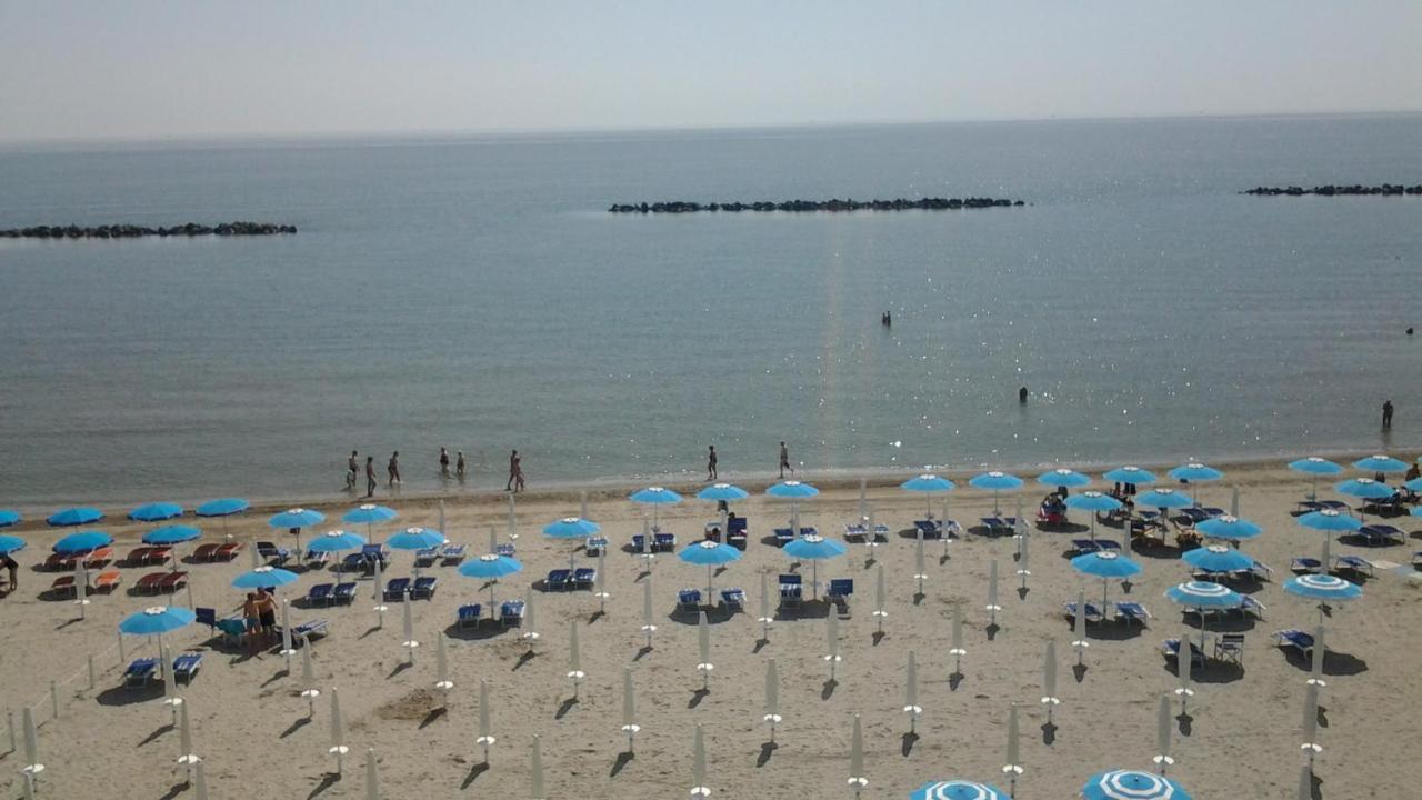 Giovanni In Romantic Adria On The Beach Lido di Pomposa Exterior foto